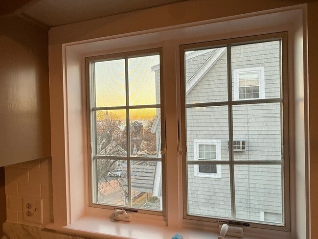 Building Photo - 60 Redington St