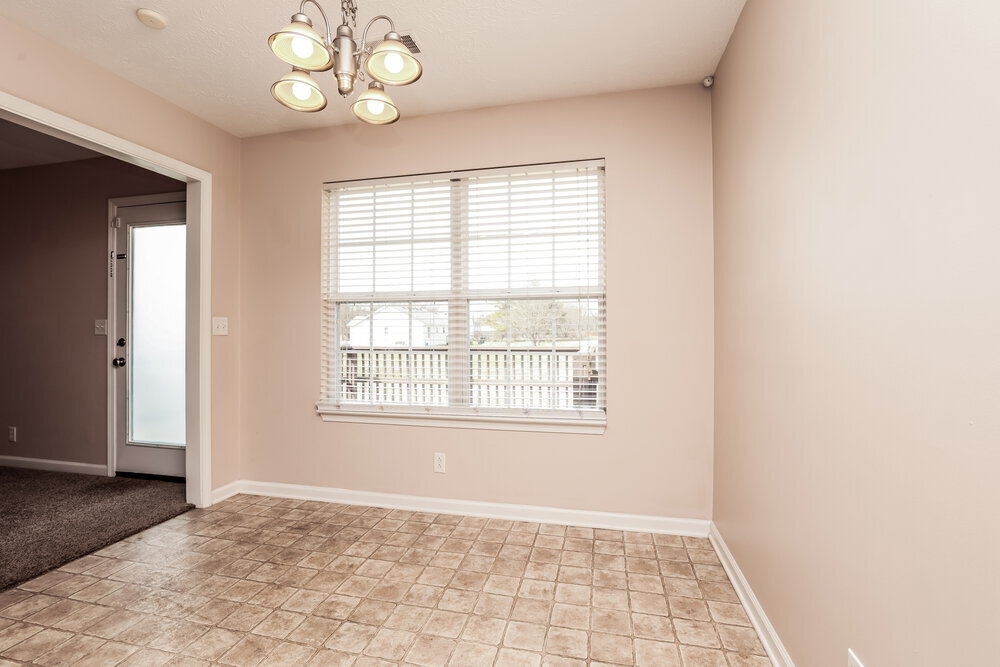 Building Photo - 1102 Nahanee Ct
