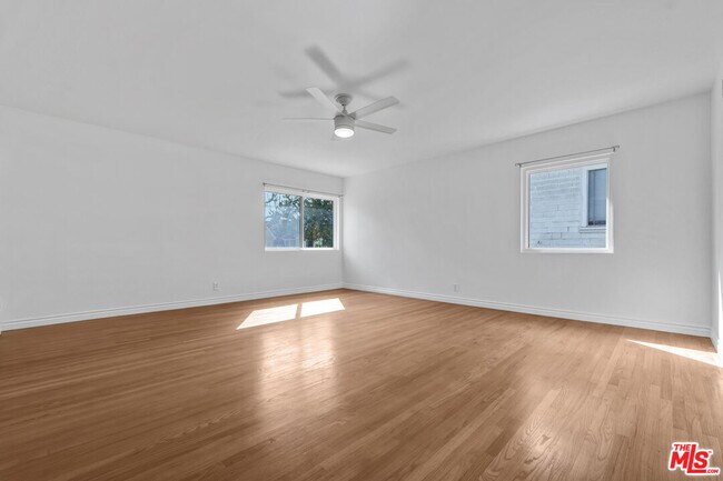 Building Photo - 1801 Buckingham Rd