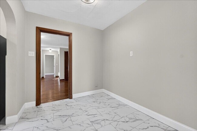 Building Photo - TGS Upstairs Lounge