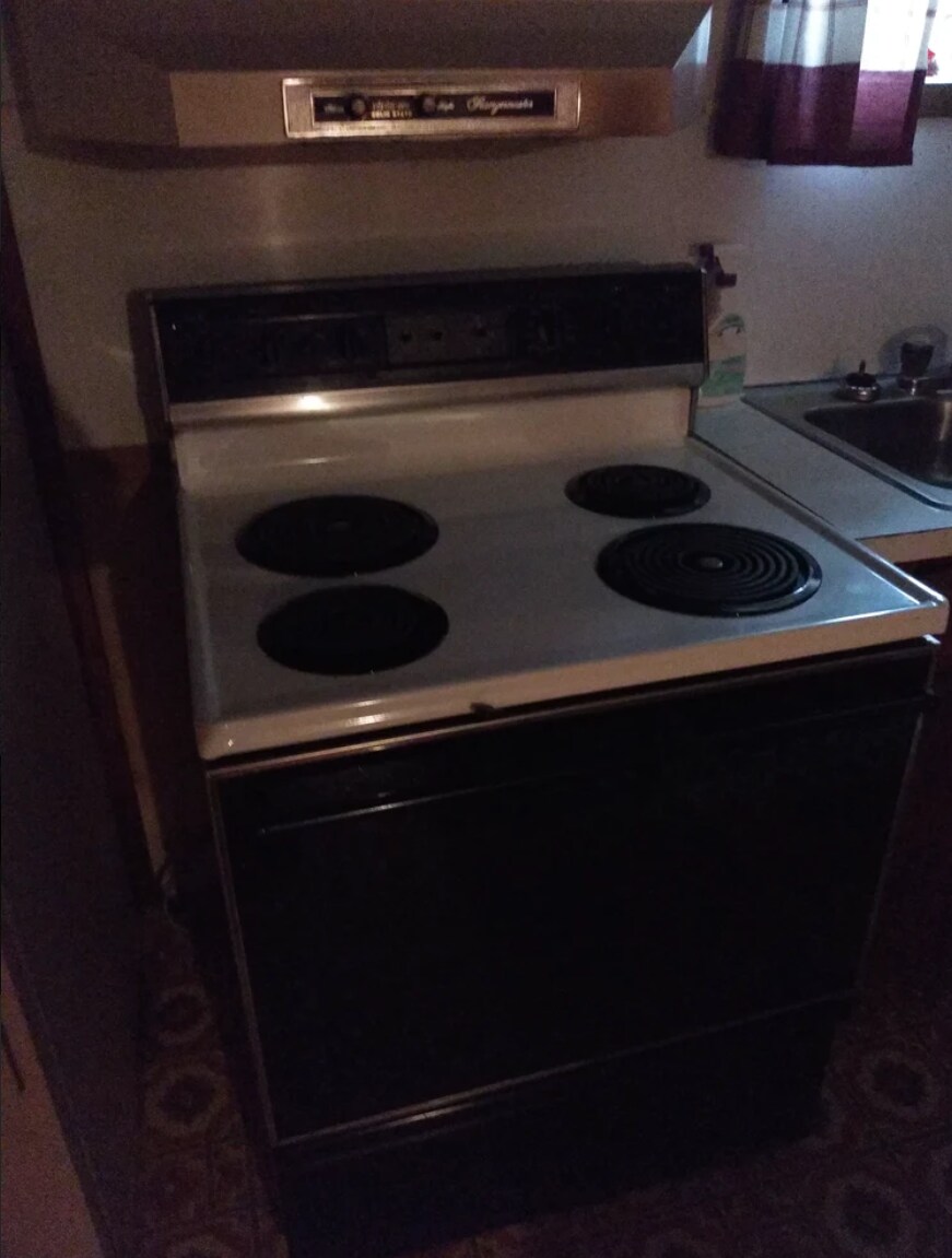 Building Photo - 4857 Cito Rd