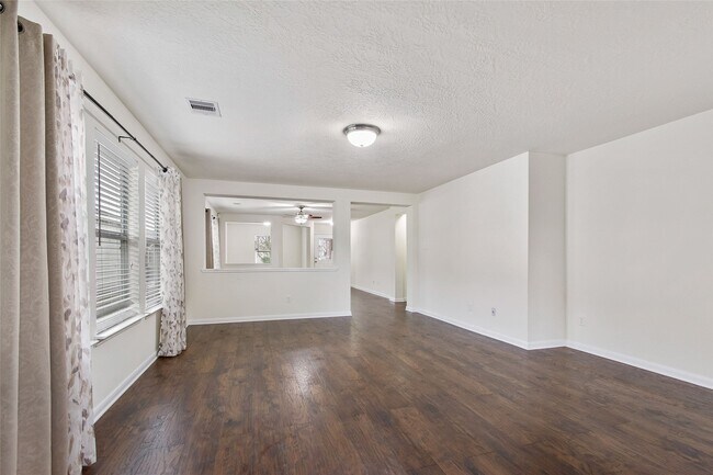 Building Photo - 29214 Legends Valley Dr