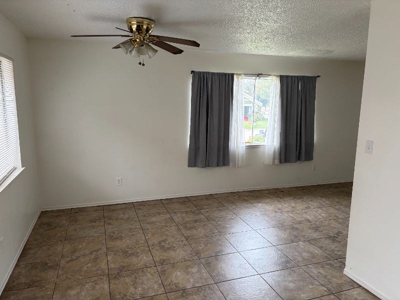 Building Photo - 508 Tait Ave