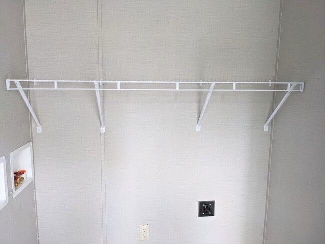 Building Photo - 3430 N Peoria Rd