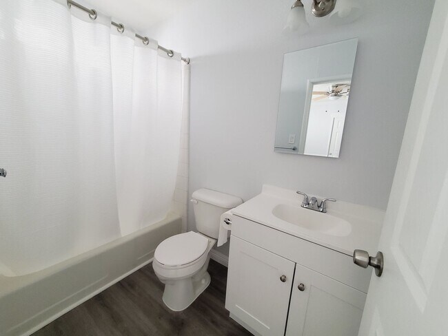 Building Photo - 3126 Ashbrook Ct