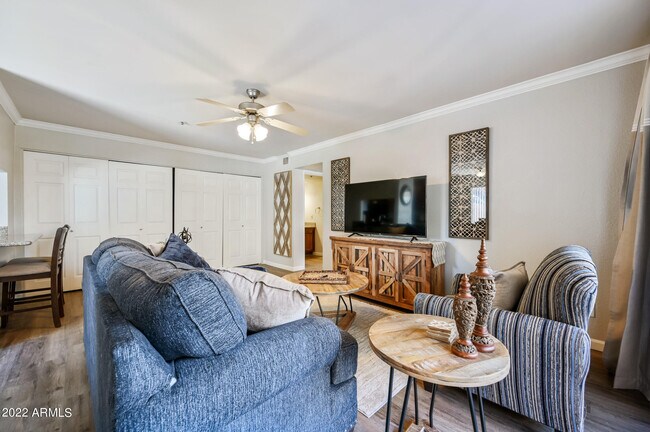 Building Photo - 3600 N Hayden Rd