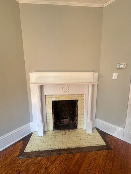 Decorative Original Fireplaces - 501 Cutler St