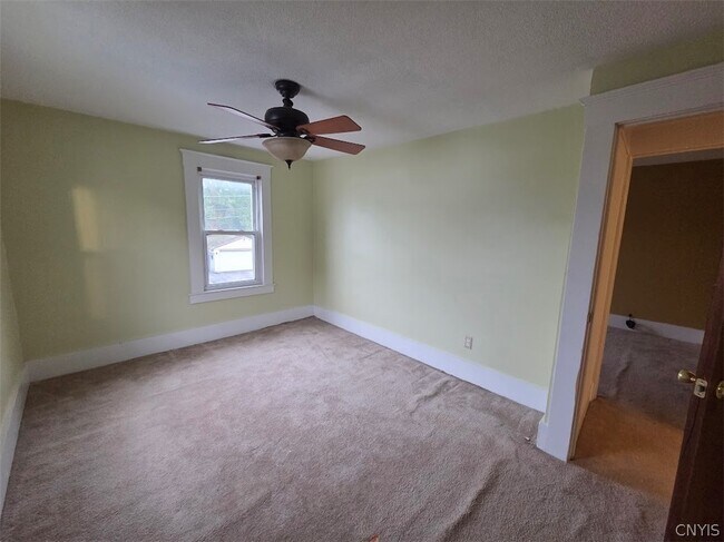 Building Photo - 337 Marlborough Rd