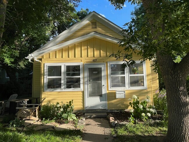 Building Photo - 417 E Magnolia St