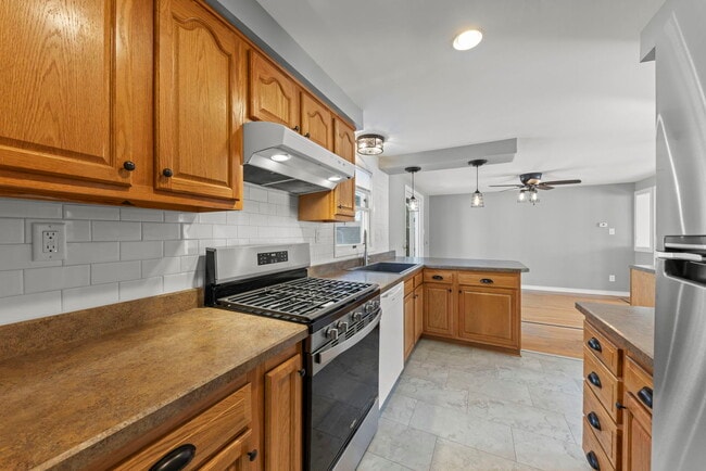 Building Photo - 548 Jo Ann Ct