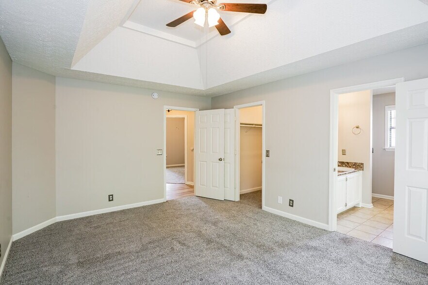Building Photo - 1612 Maple Timber Ct