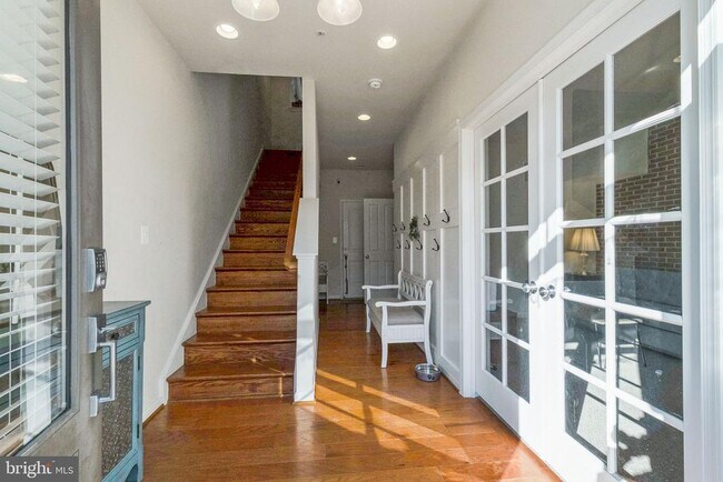 Building Photo - 13707 Petrel St