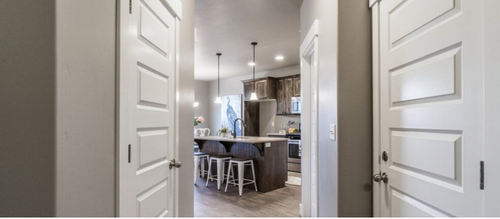 Building Photo - 14576 S Quiet Shade Drive