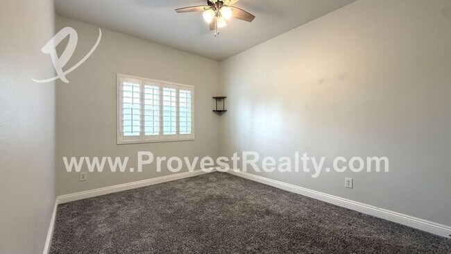 Building Photo - 8440 Hoover Ct