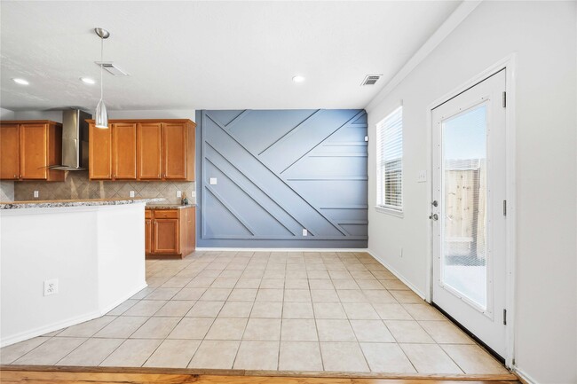 Building Photo - 3205 Victorian Manor Ln