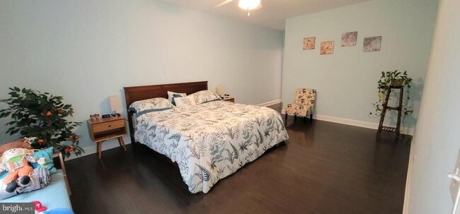 Building Photo - 18161 Emerson Way