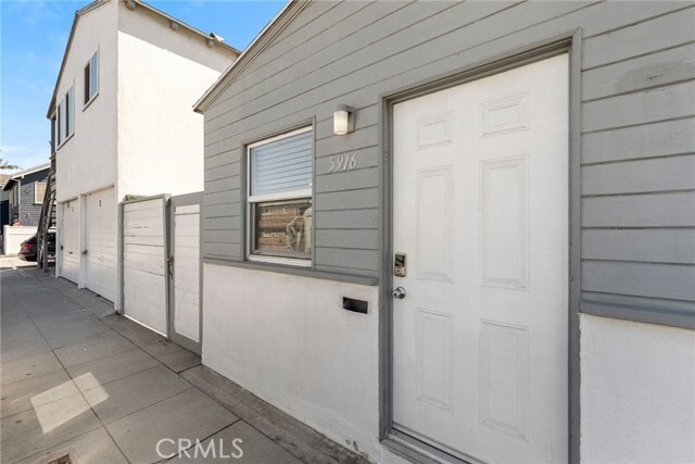 Building Photo - 5916 E Ocean Blvd