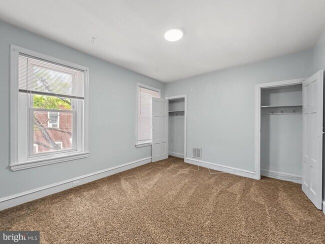 Building Photo - 2023 N Gratz St