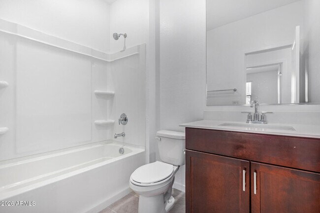 Building Photo - 16009 W Smoketree Dr