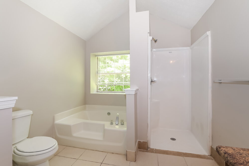 Building Photo - 5712 Mistyview Dr