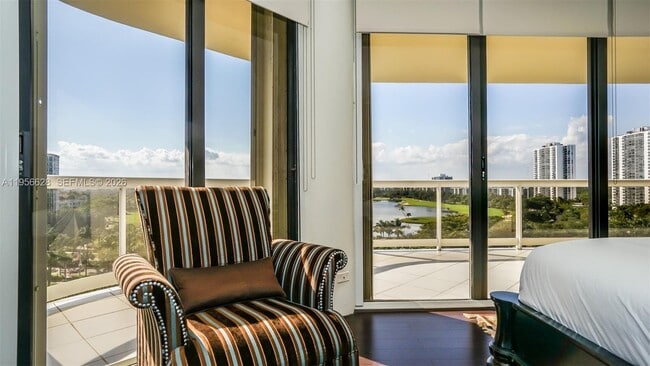 Building Photo - 20191 E Country Club Dr