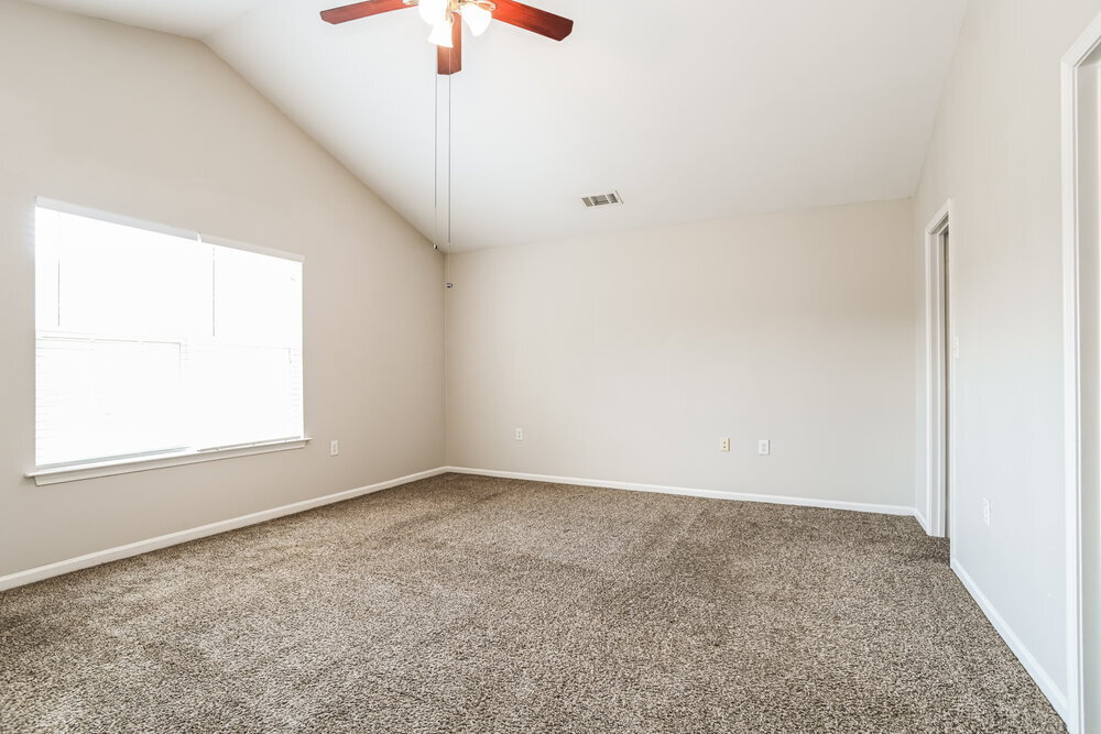 Building Photo - 3609 Shallow Oak Ct