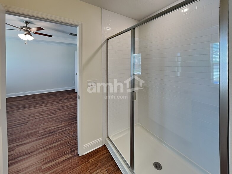 Building Photo - 6065 Little Blf Cir