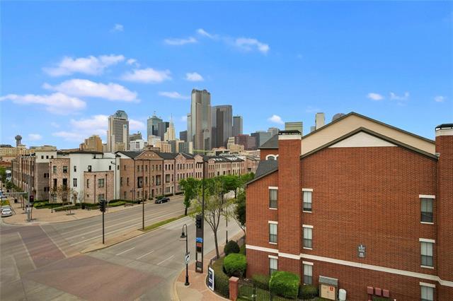 Building Photo - 2204 Marilla St