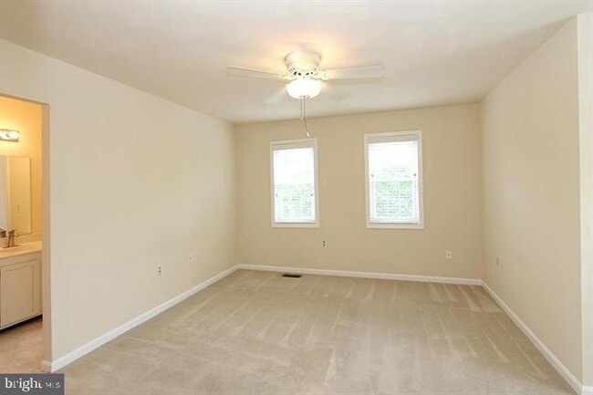 Building Photo - 11956 Sentinel Point Ct