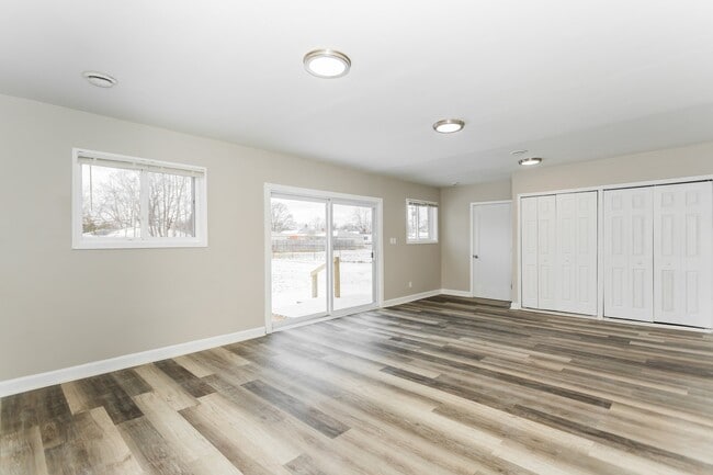 Building Photo - 13341 Herbert Ave