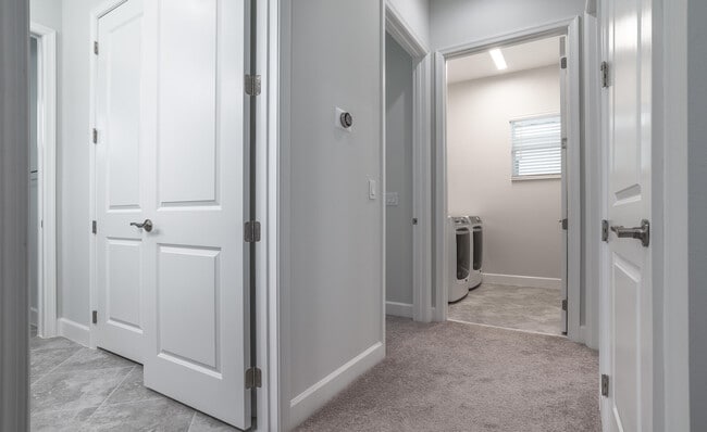 Building Photo - 15145 Cameo Ct