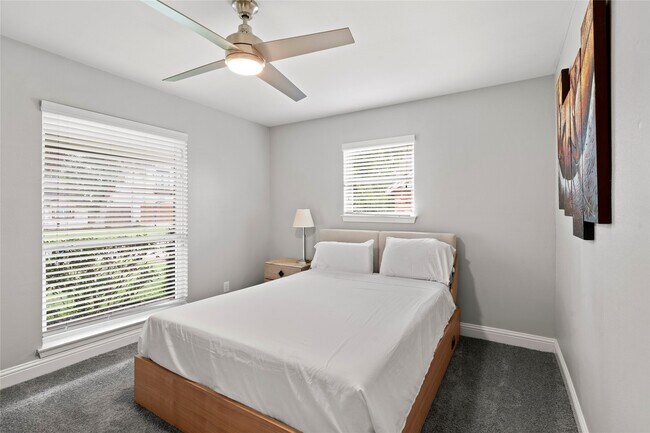 Building Photo - 5027 Wigton Dr