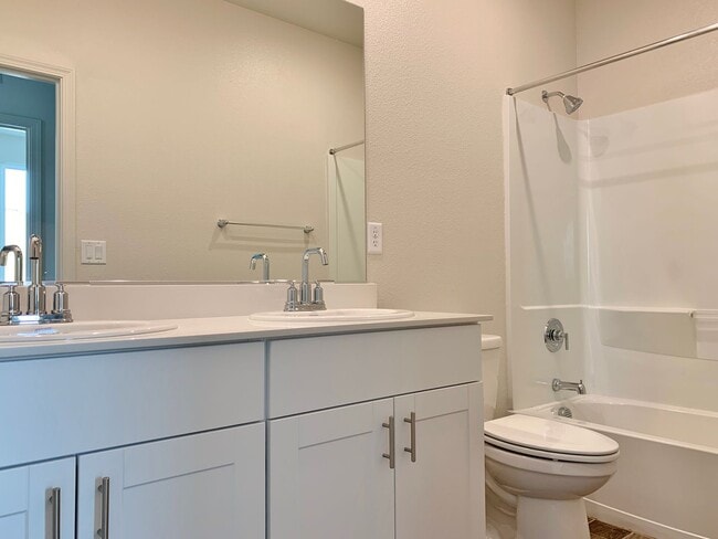 Building Photo - Beautiful New Single Family Home: single story 4 bed, 2.5 bath