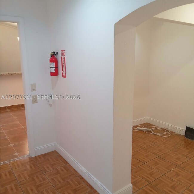 Building Photo - 2441 SW 85th Ave