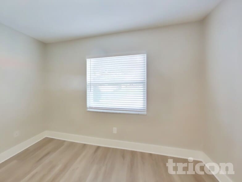 Building Photo - 15808 Deep Creek Ln