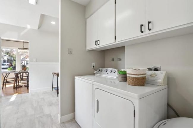 Building Photo - 536 S Frances St