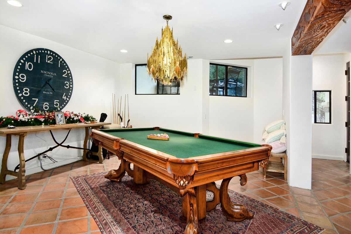 Building Photo - 31350 Lobo Canyon Rd