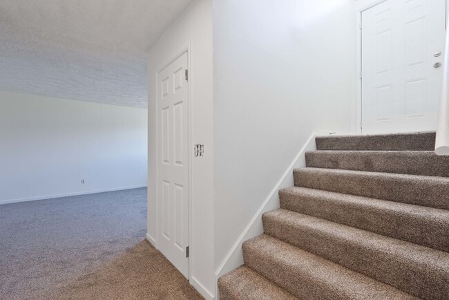 Building Photo - 360 N Woodruff Ave