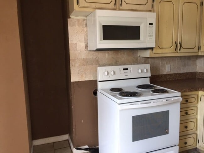 Building Photo - Ada OK Rental