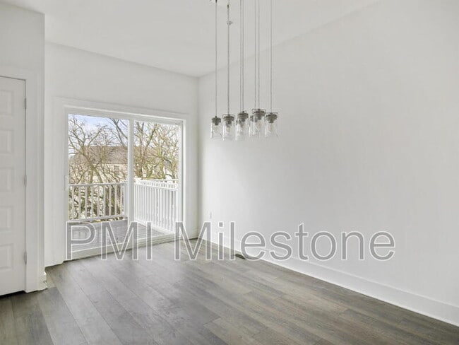 Building Photo - 11089 Gopher Dr N