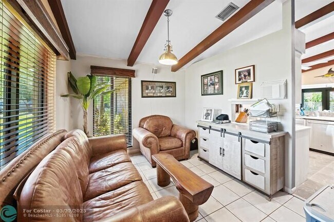 Building Photo - 4501 Briarcliff Ln