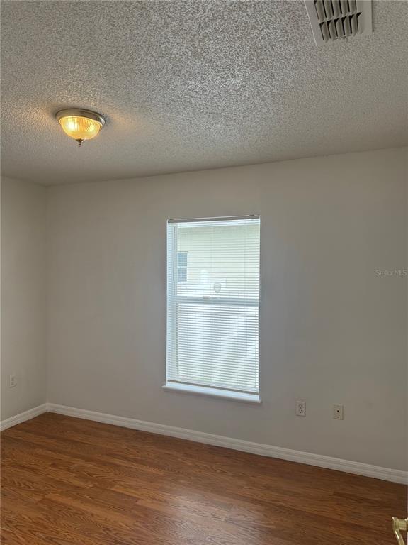 Building Photo - 405 Francisco Way