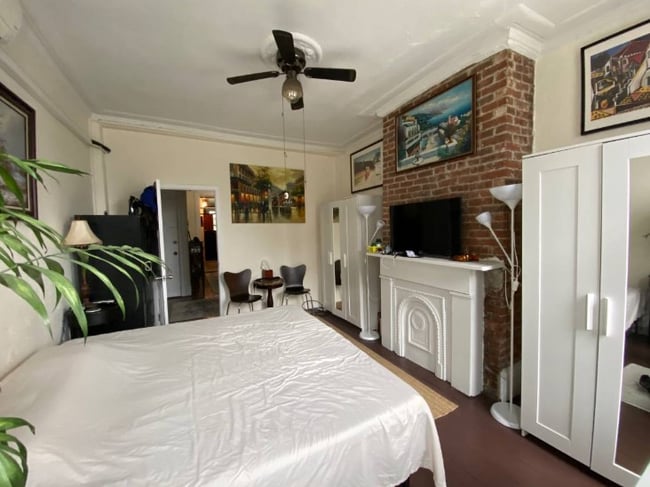 Building Photo - 1146 70th St