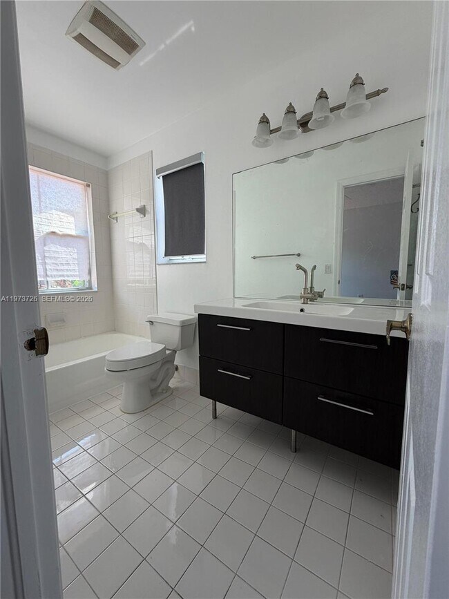 Building Photo - 1534 Weeping Willow Way