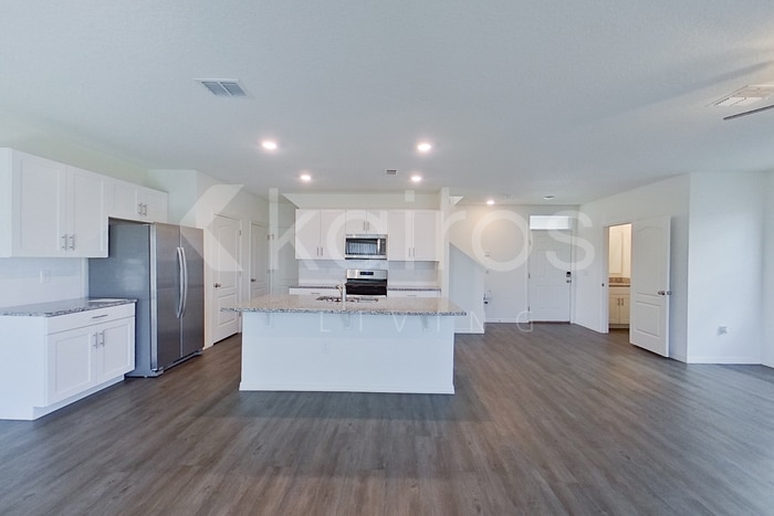 Building Photo - 32212 Edson Ave