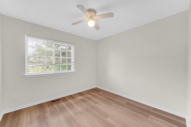 Building Photo - 1775 Kelberg Ave