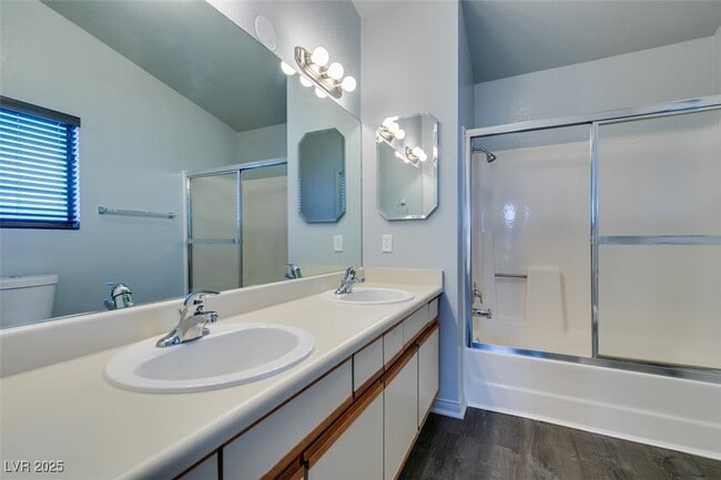 Building Photo - 1670 Rocking Horse Dr