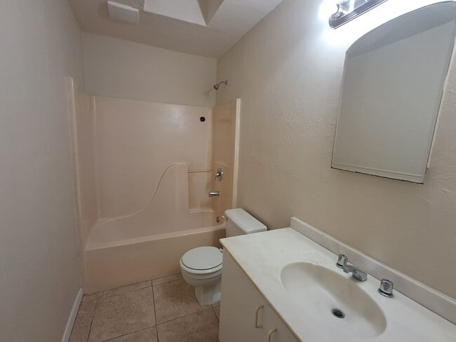 Building Photo - 1837 S Markley Ct