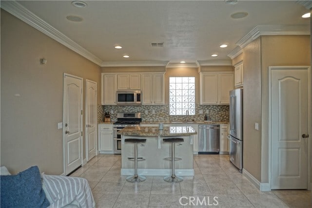 Building Photo - 8 Stone Turret Ct