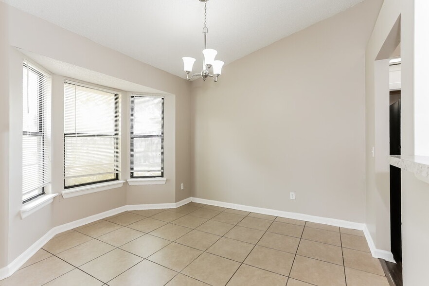 Building Photo - 7125 Star Rush Dr